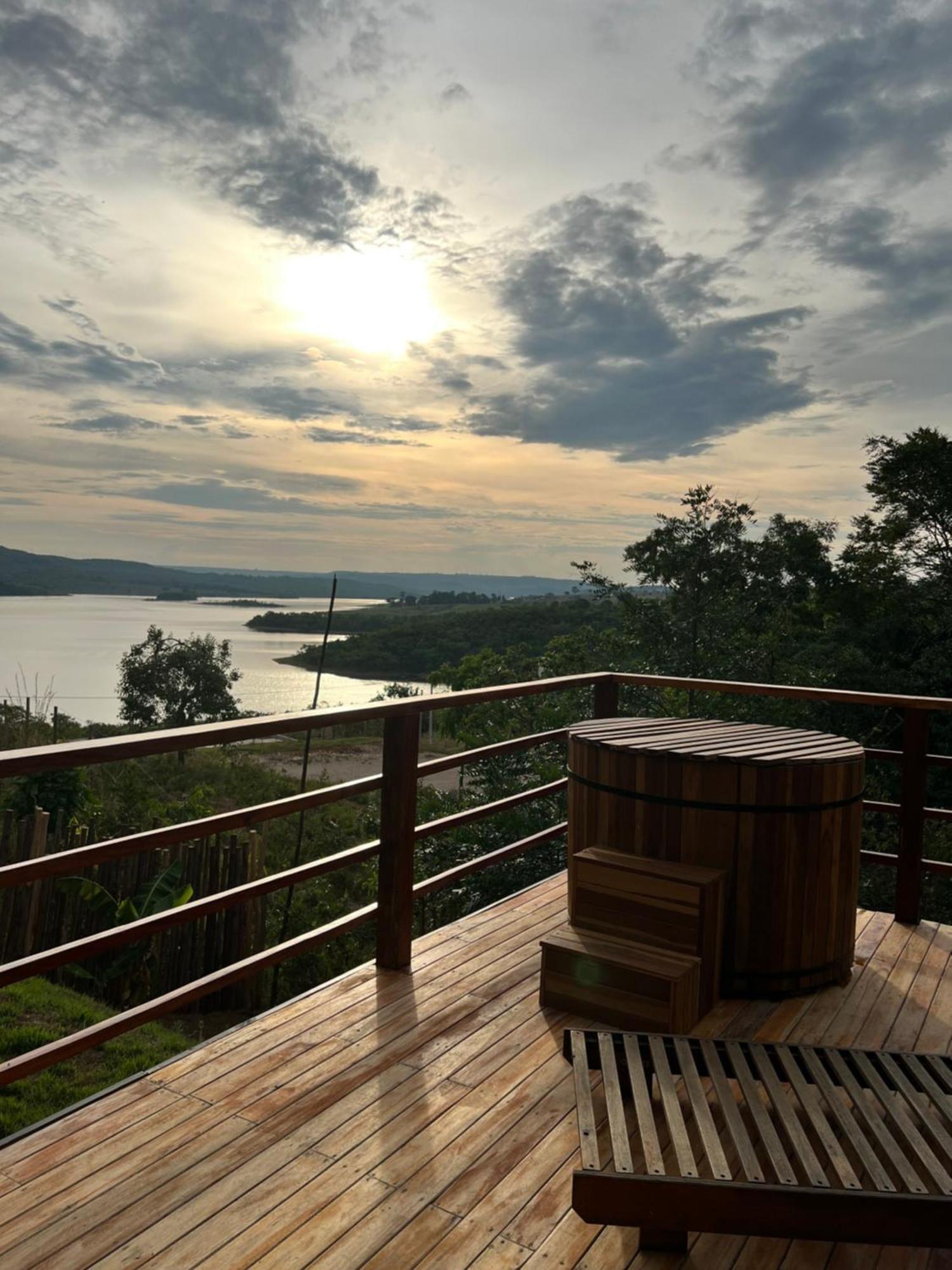 Chale Recanto - Ofuro, Banheira, Vista, Cachoeira E Lago Alexania Exterior foto