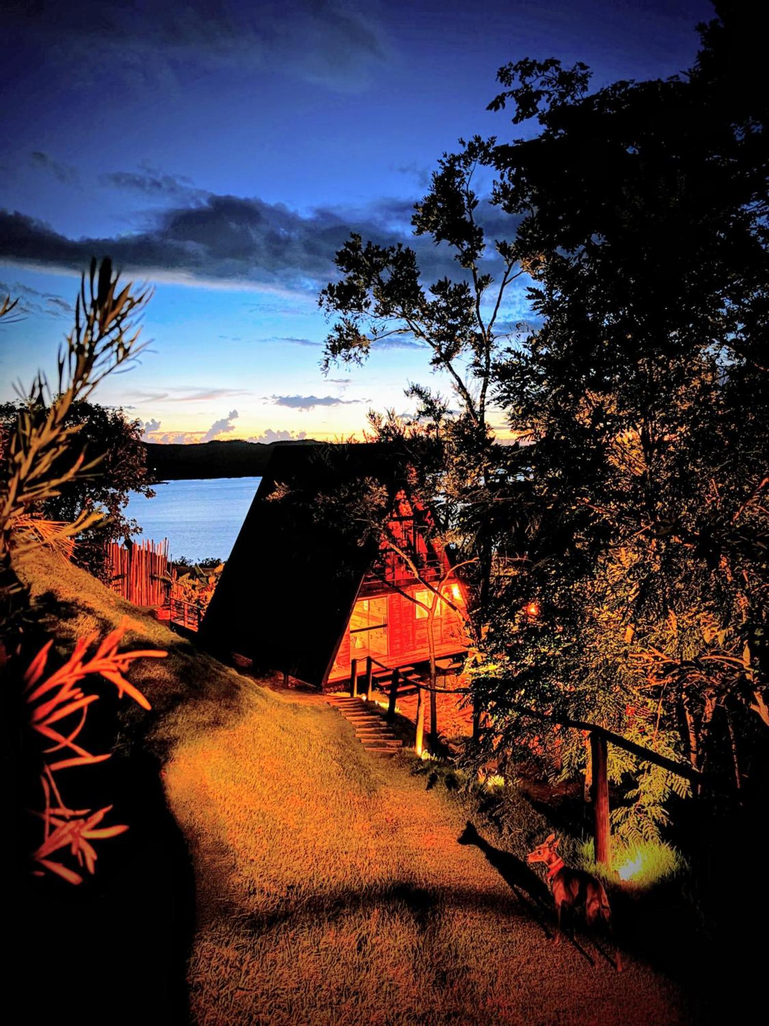 Chale Recanto - Ofuro, Banheira, Vista, Cachoeira E Lago Alexania Exterior foto